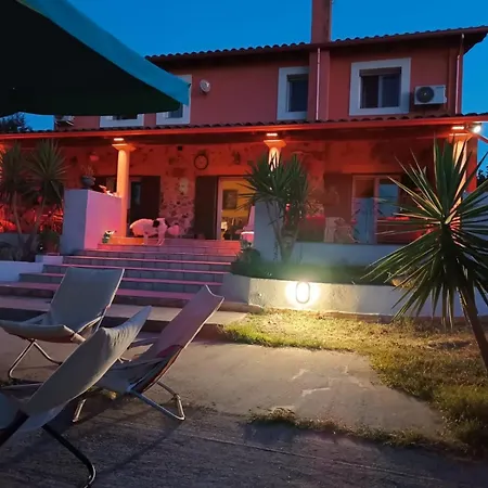 Orange Bed & Breakfast 4*